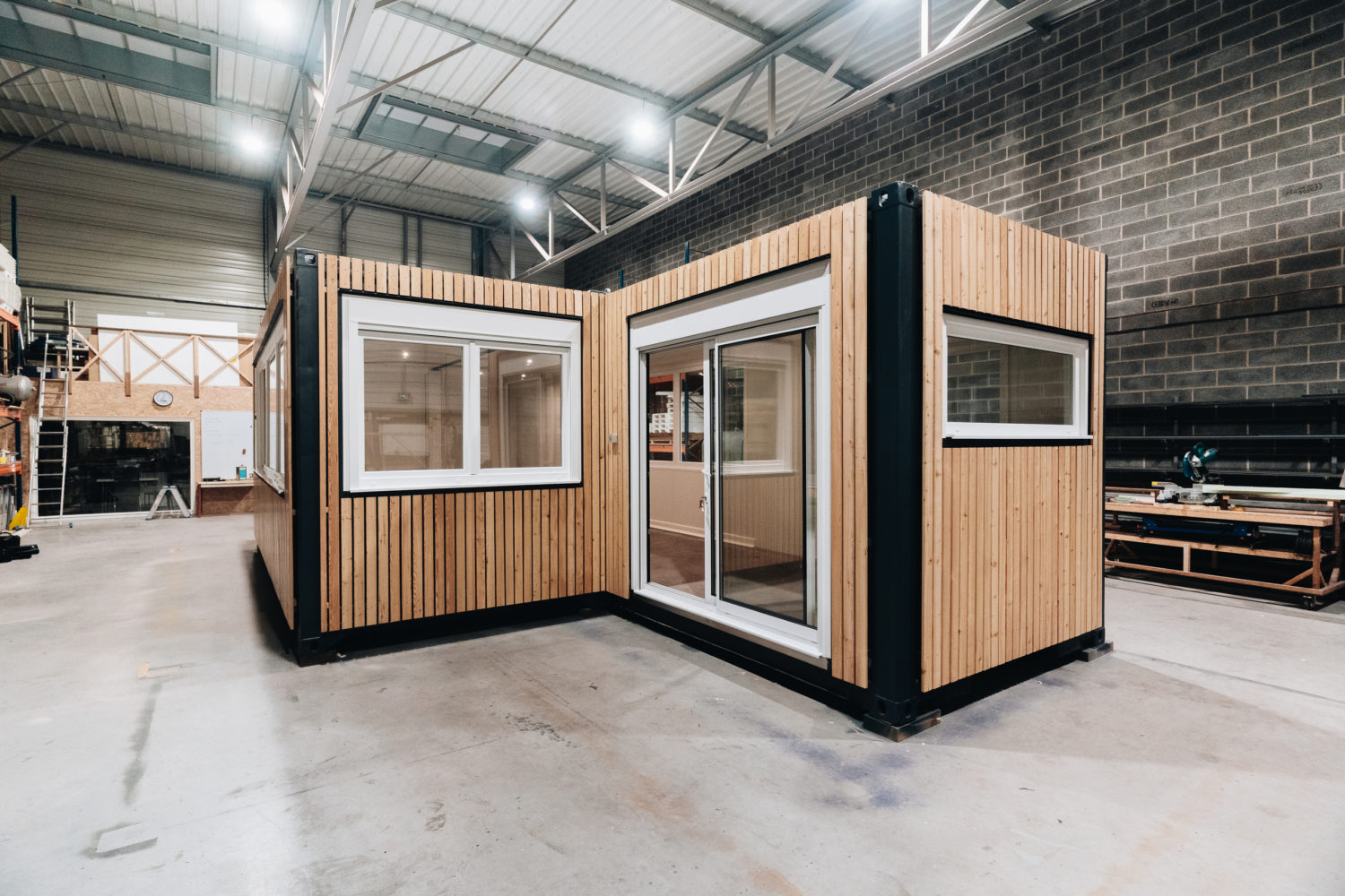 Contenedor box oficina-tienda acondicionado